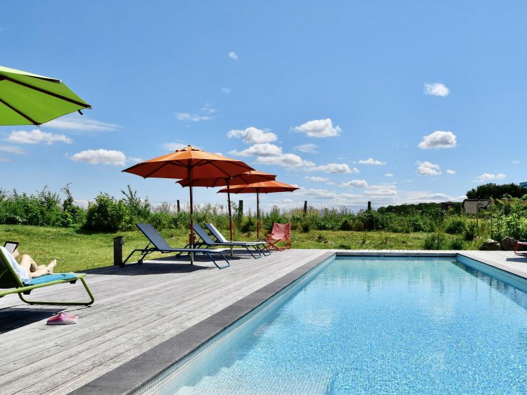 Schöne Aussicht Rosenhagen Pool